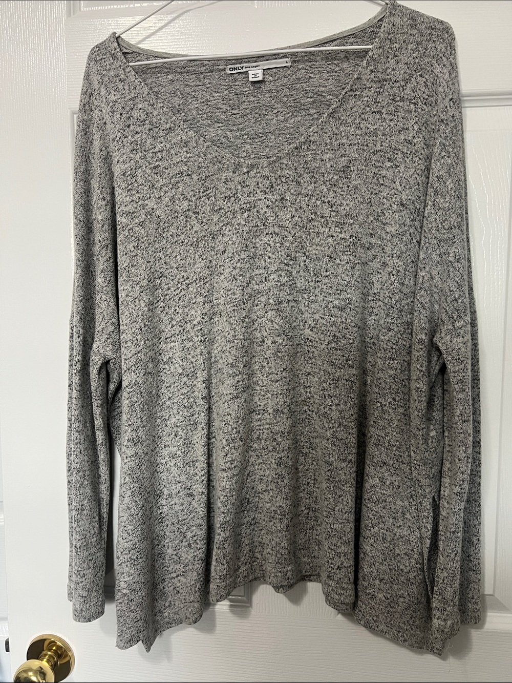 ONLY Lightweight Gray V-Neck women’s Sweater
